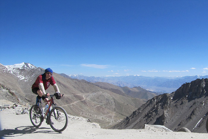 Kardong La Himalayan bikers